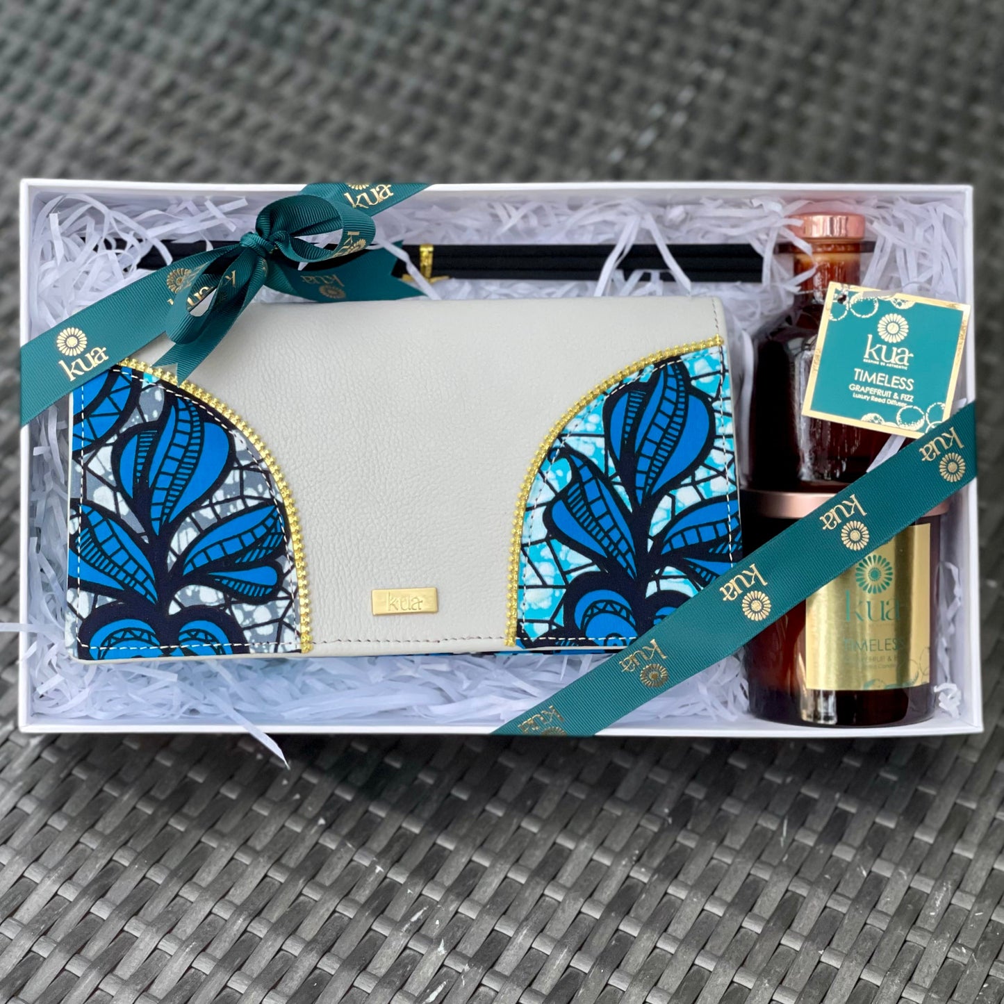 Densu Sika Gift Set