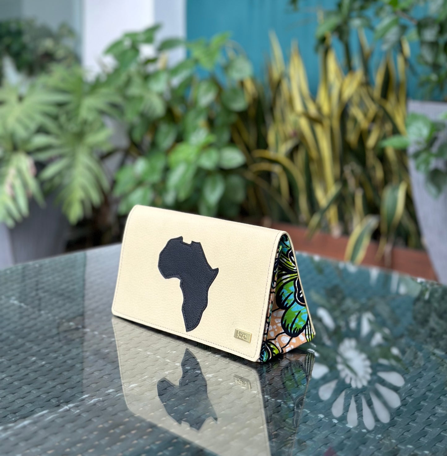 Africa Kisi Medium Clutch Bag