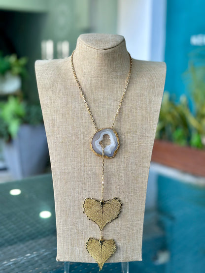Tiwaa kumi Stone & Leaf Necklace