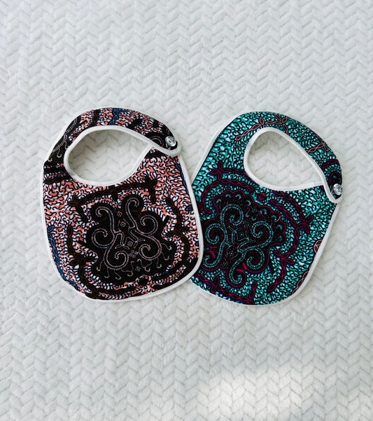 Odehye Bib Set